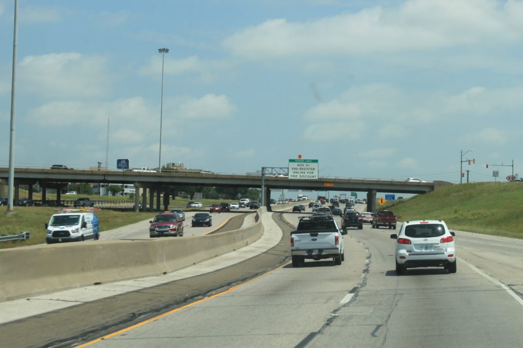 SH 121 northbound approaching the merge with I-820 northbound south of Hurst Blvd.