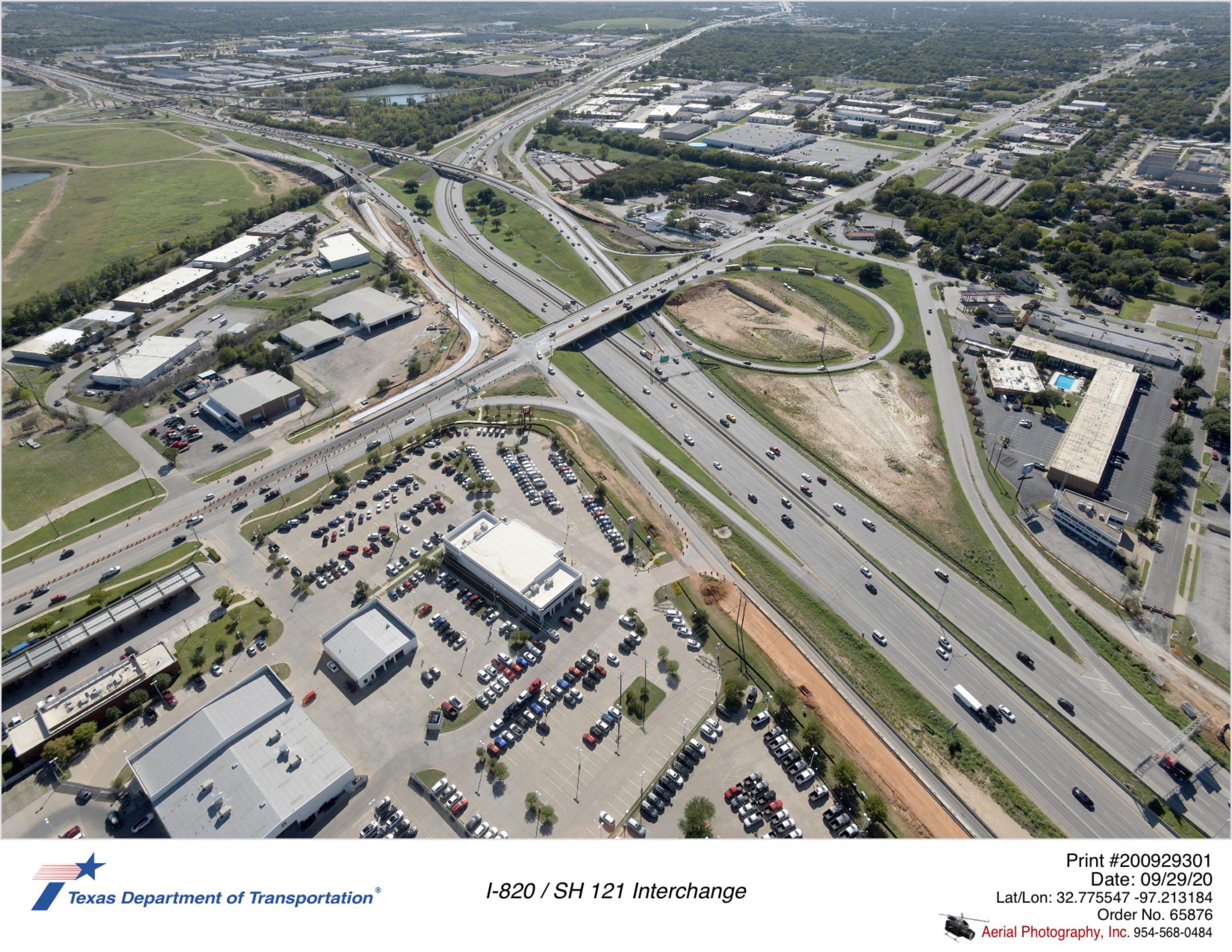 I-820/SH 121 interchange looking southwest. Construction of new northbound frontage road from SH 121 to I-820 is shown.