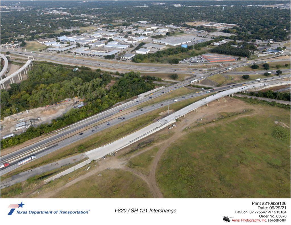 I-820/SH 121 interchange looking northwest. Construction of new I-820 northbound frontage road shown.
